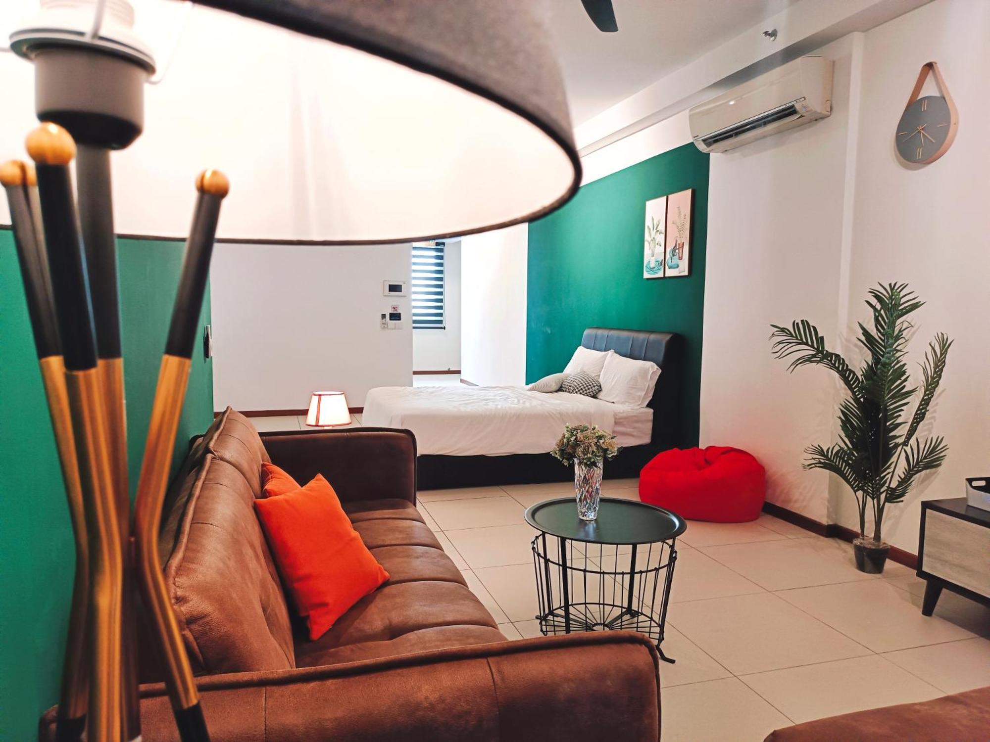 The Landmark By Katana 3Br To 4Br Luxury Seaview Landmark Homestay At Gurney 15-16Pax 无敌海景套房 Tanjung Tokong Exterior foto